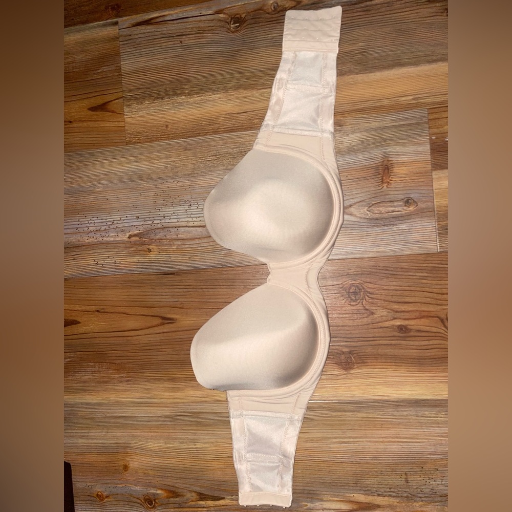 Strapless bra